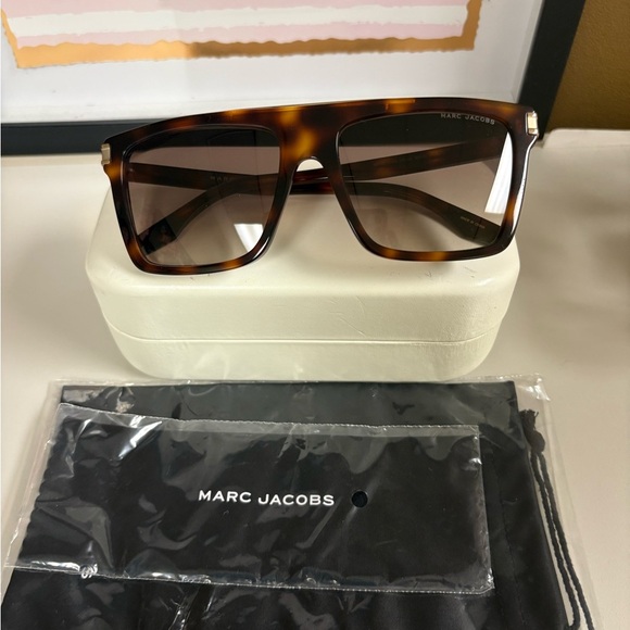 Marc Jacobs MARC 568/S Unisex Tortoise  Shell  Havana 2 Sunglasses main image 10